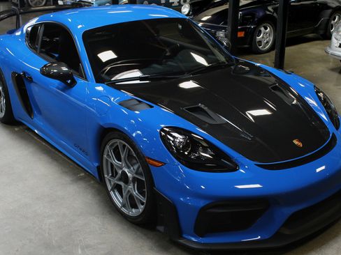 Used 2023 Porsche 718 Cayman GT4 RS image 17