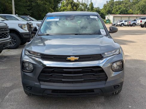 Used 2022 Chevrolet TrailBlazer LS FWD image 2
