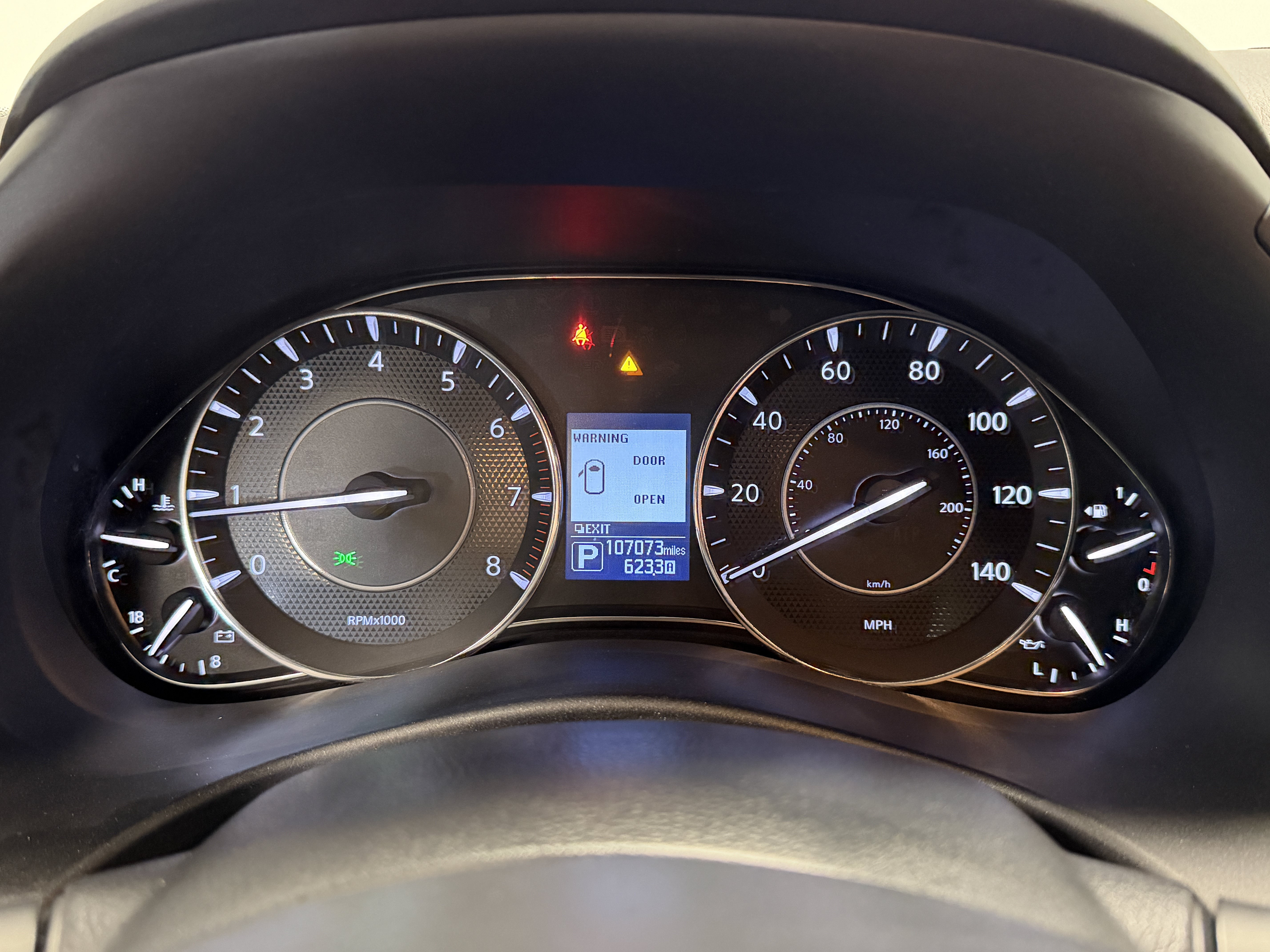 Used 2018 Nissan Armada Platinum w/ Captain Seat Package RWD image 16