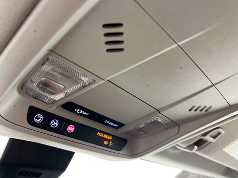 Used 2023 Chevrolet Equinox LS w/ LS Convenience Package image 22