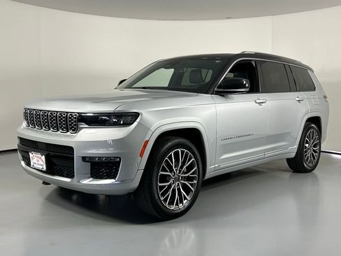 Used 2021 Jeep Grand Cherokee L Summit image 3