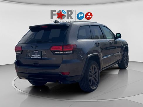Used 2016 Jeep Grand Cherokee Limited 75th Anniversary image 5