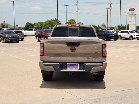Used 2022 Nissan Frontier Pro-X RWD image 8