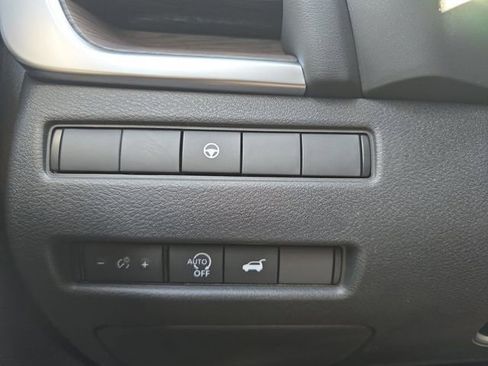 New 2026 Nissan Rogue Platinum AWD/4WD image 10