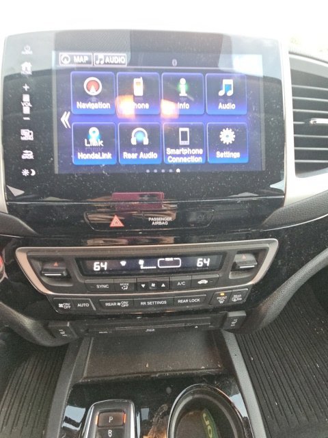 Used 2017 Honda Pilot Touring image 8