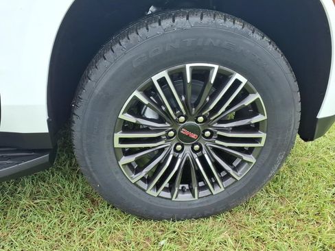 New 2026 GMC Yukon Elevation AWD/4WD image 9