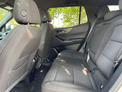 Used 2025 Chevrolet Equinox LT image 27