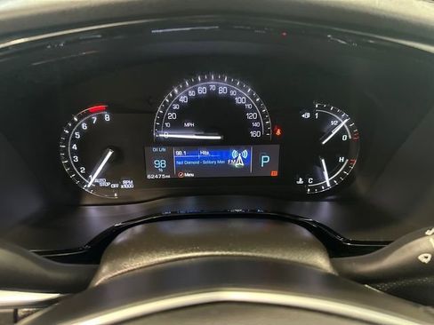 Used 2019 Cadillac XT5 Premium Luxury w/ Driver Assist Package AWD/4WD image 12