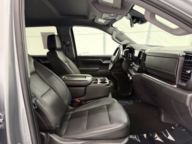 Used 2025 GMC Sierra 1500 SLT AWD/4WD image 22