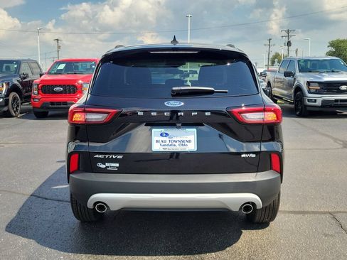 Certified 2026 Ford Escape Active w/ Cold Weather Package AWD/4WD image 5