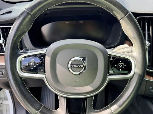 Used 2020 Volvo XC60 T5 Inscription FWD image 12