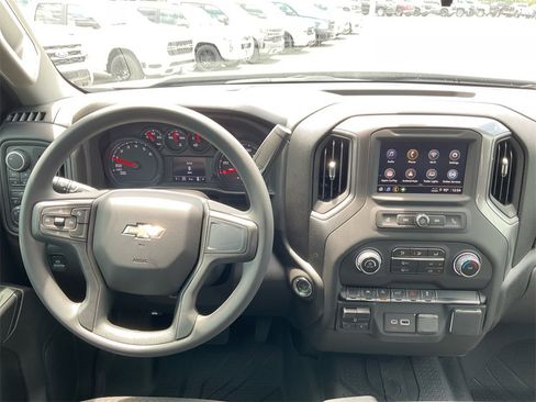 New 2025 Chevrolet Silverado 1500 Custom image 17