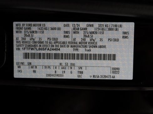 Certified 2025 Ford F150 Platinum w/ Equipment Group 702A High image 31