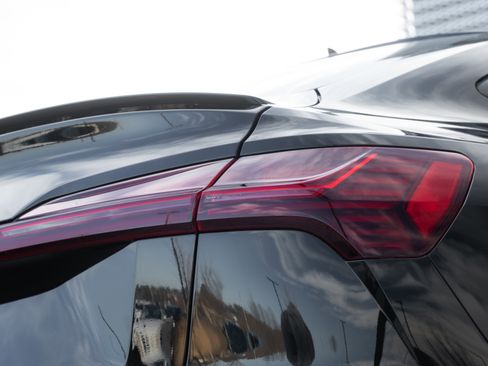 Certified 2022 Audi e-tron S Prestige w/ Prestige Package image 34