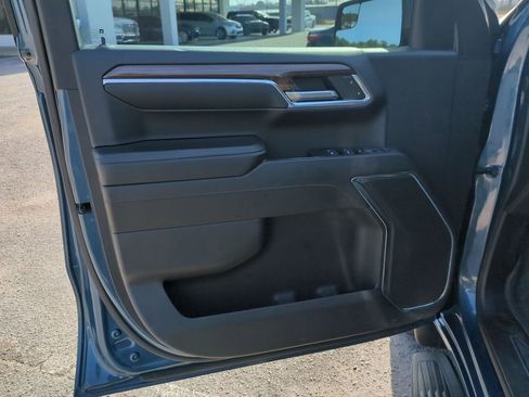 Used 2024 Chevrolet Silverado 1500 RST image 11