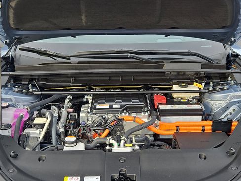 Used 2025 Lexus RZ 450e image 31