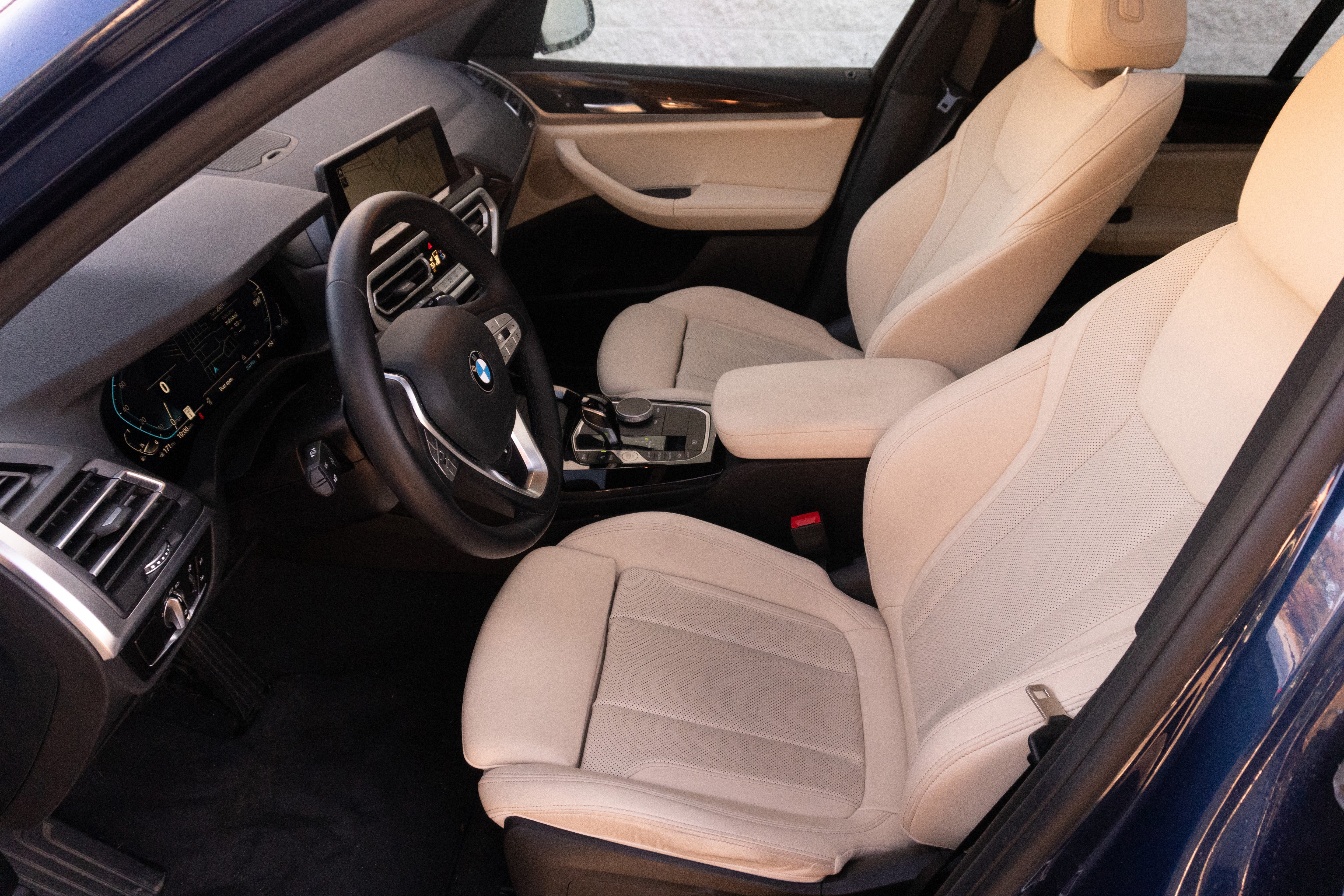 Certified 2024 BMW X3 xDrive30i w/ Convenience Package AWD/4WD image 12