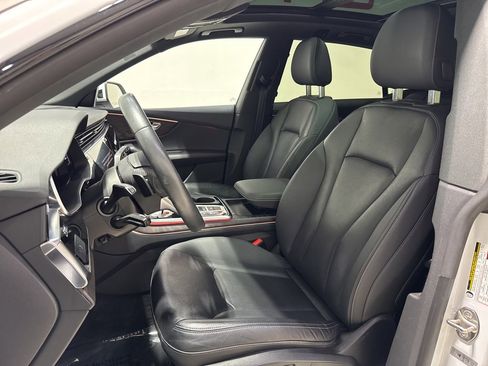 Used 2020 Audi Q8 Premium Plus w/ Premium Plus Package image 13