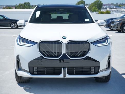 New 2026 BMW X3 xDrive30 w/ M Sport Package image 2