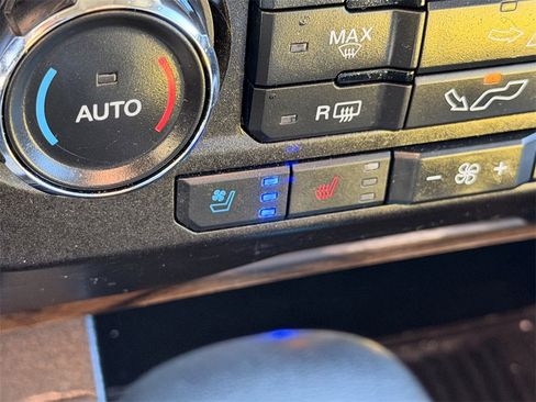 Used 2020 Ford F150 Lariat image 28