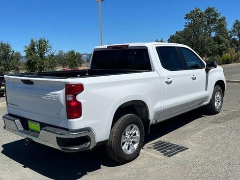 Used 2025 Chevrolet Silverado 1500 LT RWD image 9