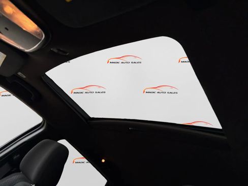 Used 2019 Jeep Grand Cherokee Laredo image 33