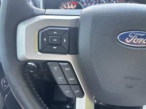 Used 2019 Ford F150 Lariat AWD/4WD image 25