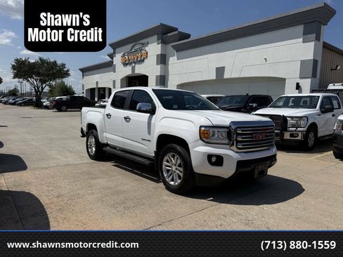 Used 2015 GMC Canyon SLT RWD image 1