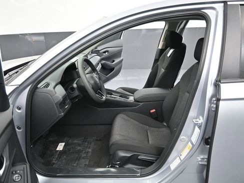New 2025 Honda Accord LX image 6