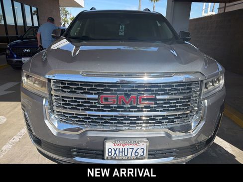 Used 2021 GMC Acadia Denali w/ Trailering Package AWD/4WD image 2