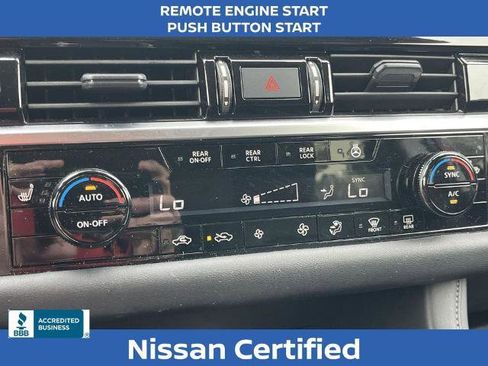 Certified 2024 Nissan Pathfinder SL image 6