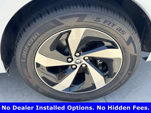 Used 2025 Jaguar F-PACE R-Dynamic S AWD/4WD image 9