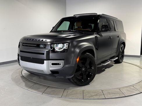 Used 2023 Land Rover Defender 130 SE AWD/4WD image 1