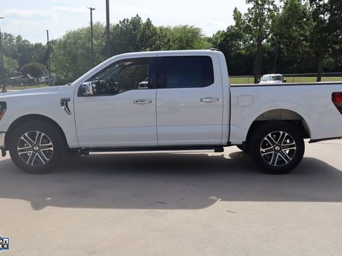 Used 2024 Ford F150 XLT w/ Equipment Group 302A MID RWD image 9