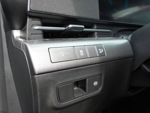 Used 2025 Hyundai Kona SEL image 28