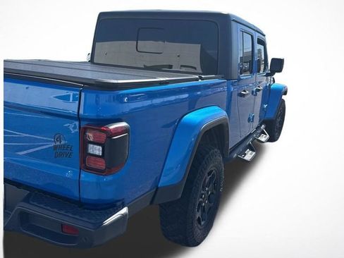 Used 2022 Jeep Gladiator Willys image 3