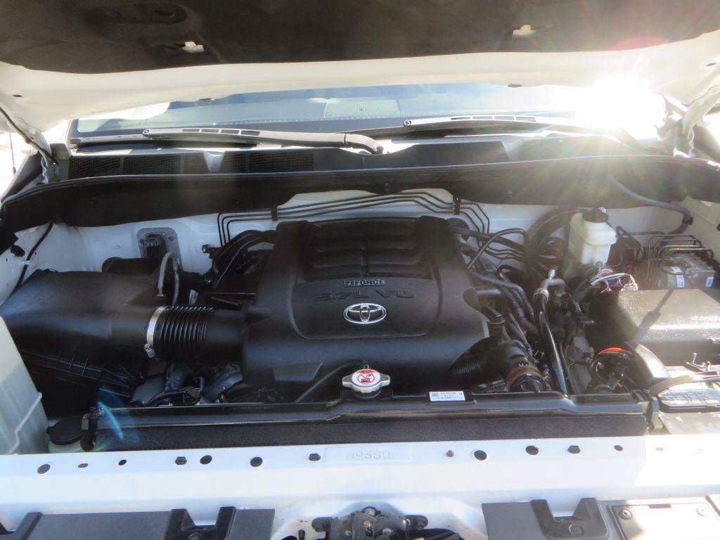 Used 2018 Toyota Tundra SR5 AWD/4WD image 28