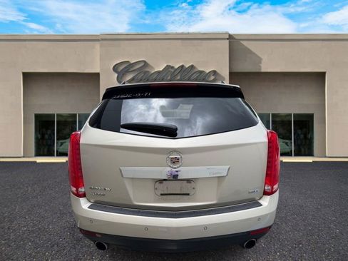 Used 2013 Cadillac SRX Luxury w/ Driver Awareness Package FWD image 4