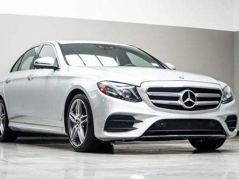 Used 2020 Mercedes-Benz E 350 4MATIC Sedan w/ Parking Assistance Package image 4