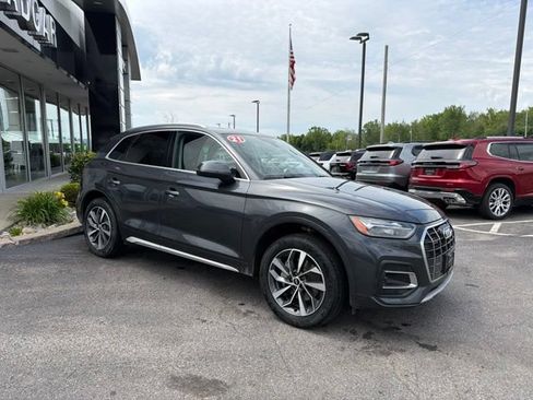 Used 2021 Audi Q5 2.0T Premium w/ Convenience Package AWD/4WD image 7