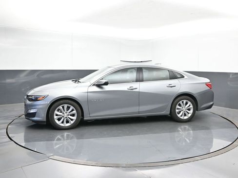 Used 2024 Chevrolet Malibu LT image 2