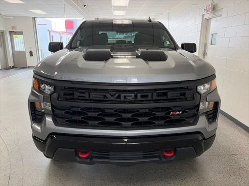 Used 2023 Chevrolet Silverado 1500 Custom Trail Boss AWD/4WD image 7