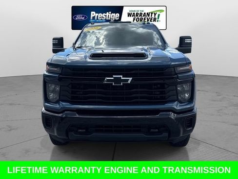 Used 2026 Chevrolet Silverado 2500 Custom w/ Custom Value Package AWD/4WD image 9
