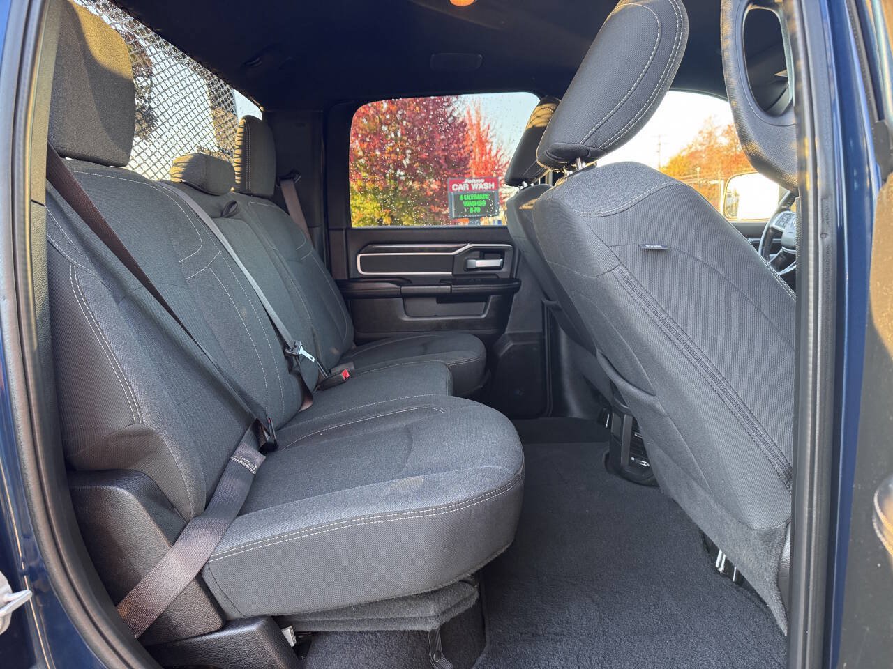 Used 2020 RAM 2500 Big Horn w/ Level 1 Equipment Group AWD/4WD image 9