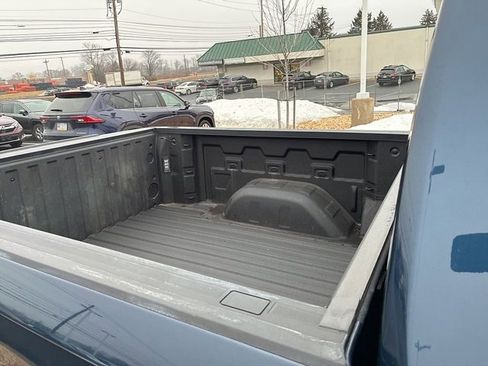 Used 2022 Chevrolet Silverado 1500 Custom image 11