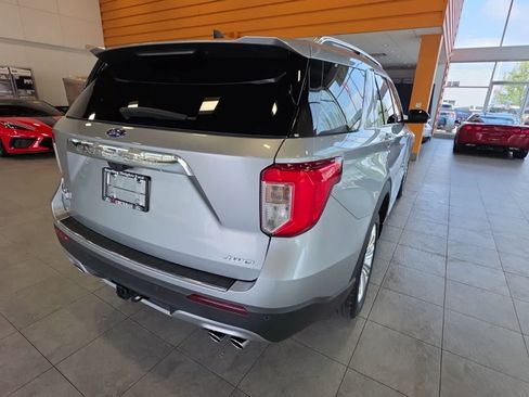 Used 2024 Ford Explorer King Ranch w/ Technology Package AWD/4WD image 9