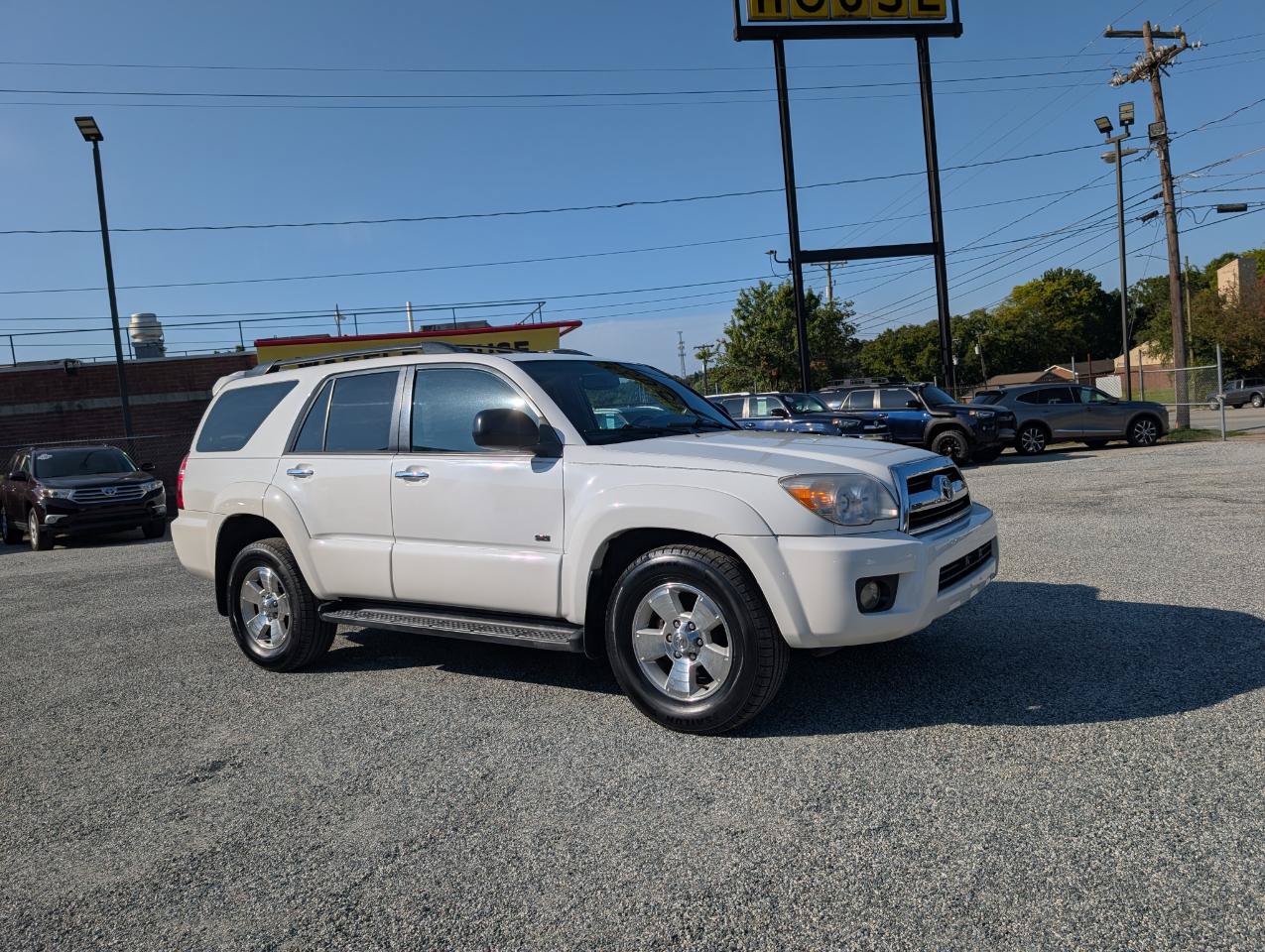 Used 2006 Toyota 4Runner SR5 RWD image 3