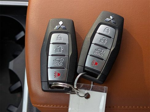 Used 2022 Mitsubishi Outlander SEL image 33