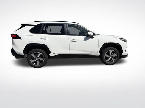 Used 2025 Toyota RAV4 SE AWD/4WD image 6