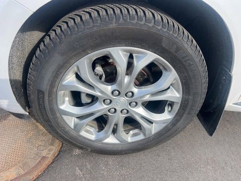 Used 2020 Buick Enclave Avenir w/ Avenir Technology Package image 9